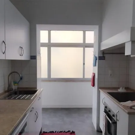 Charming Family Apartment *