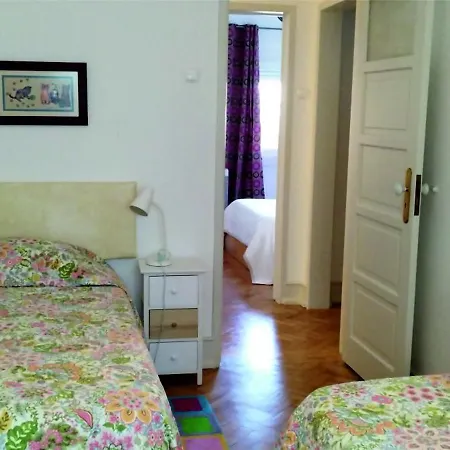 Charming Family Apartment *