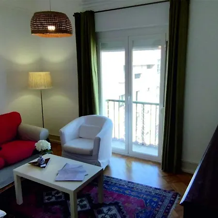 Charming Family Apartment Lisbon