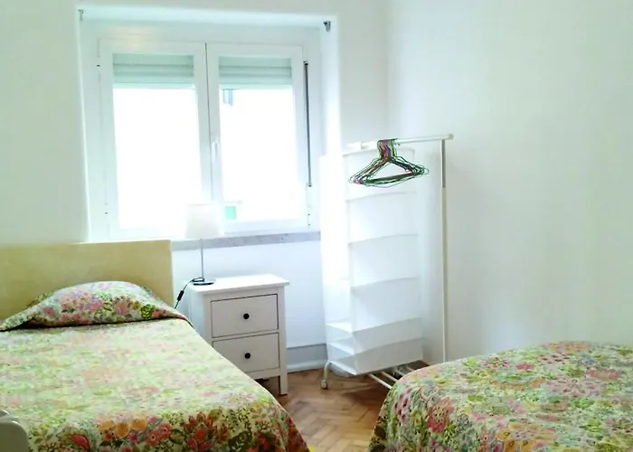 Charming Family Apartment Lisbon